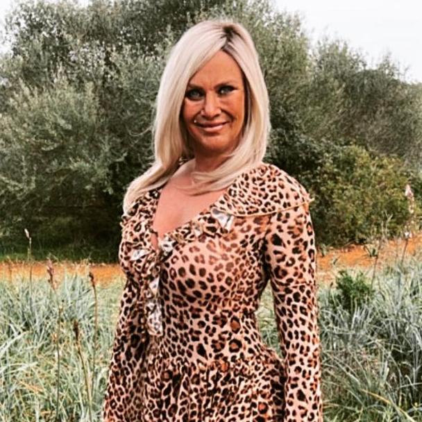 Caro Robens packt den Tiger in den Tank
