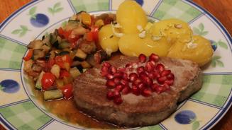 Thunfisch-Medaillons mit Ratatouille