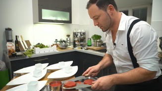 Ärger mit der Himbeer-Mousse 