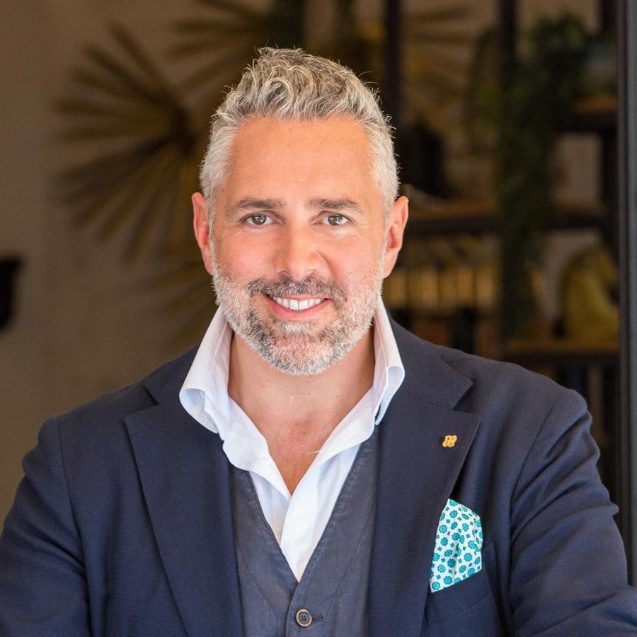 First Dates Hotel S1 20191011 5341 (1).jpg First Dates Hotel S1 20191011 5341 (1).jpg
