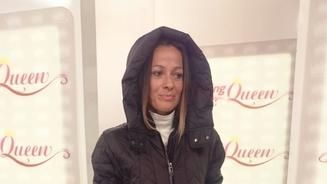 Jennifer kann auf dem Catwalk glänzen