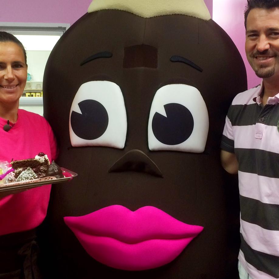 Nicole und Oliver Betz in ihrem German Sweets Nicole und Oliver Betz in ihrem German Sweets
