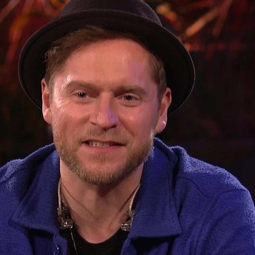 Auch \Sing meinen Song\-Gastgeber Johannes Oerding weiß: Dieses Opening des letzten Tauschabends kann nur großartig werden!