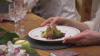 Bäumchen mit Rosmarin-Beeren-Kompott