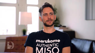 Alex kocht "halbwegs gesund"