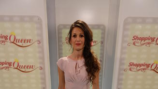 Susanne punktet im Frühlingsoutfit