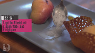 Gegrillter Pfirsich mit Honighippen