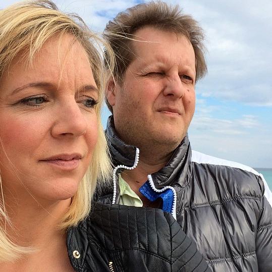 Daniela muss mit ihren Kindern alleine auf Mallorca bleiben Daniela muss mit ihren Kindern alleine auf Mallorca bleiben