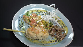 Grüner Mango-Salat mit Fisch-Pops