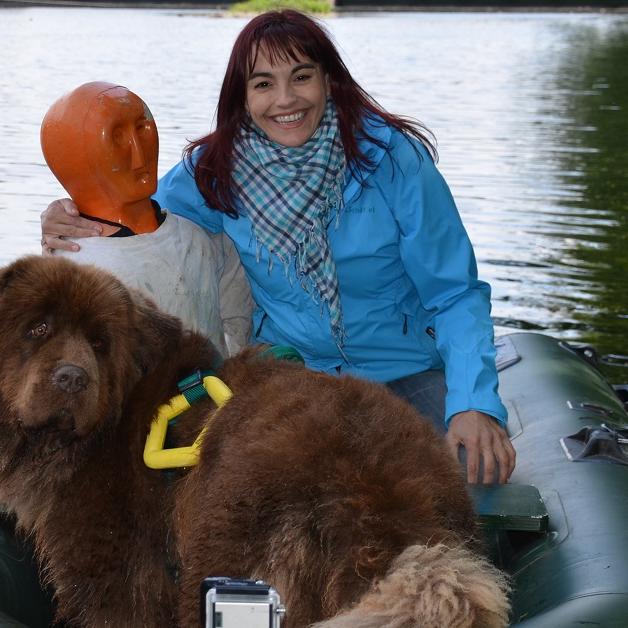 Vorschau1 - VOX-DOCMA TV-CLAUDIA GRIMM - Diana informiert sich ber die Hundesportart Wasserarbeit.jpg Vorschau1 - VOX-DOCMA TV-CLAUDIA GRIMM - Diana informiert sich ber die Hundesportart Wasserarbeit.jpg