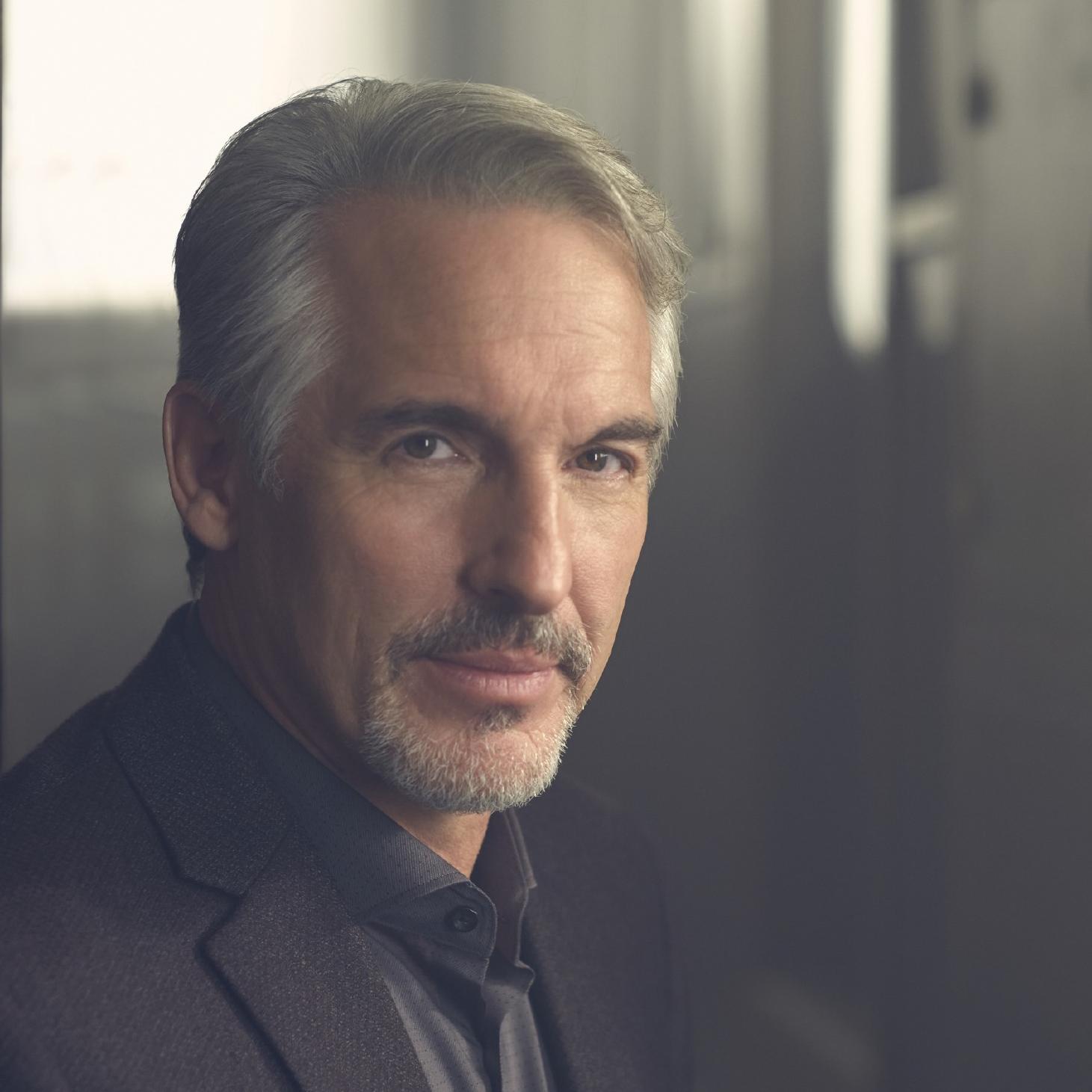Imposters - Season 1 Imposters - Season 1