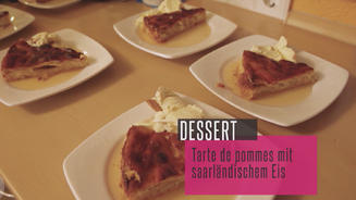 Tarte de Pommes mit Vanille-Eis