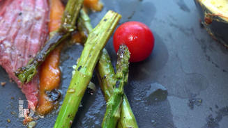 Rinderfilet mit Spargel und Kartoffeln