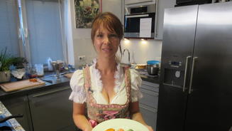 Christine liebt Mango und Champagner