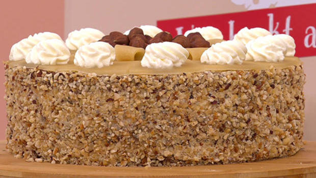 Allererste Sahne: Mit dieser Haselnuss-Marzipan-Torte macht der ... Allererste Sahne: Mit dieser Haselnuss-Marzipan-Torte macht der ...
