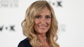 Dagmar Wöhrl im knappen Strand-Look