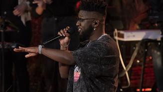 Kelvin Jones bringt jeden zum "Tanzen"