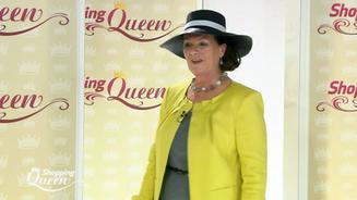 Marita strahlt die fehlende Tasche weg