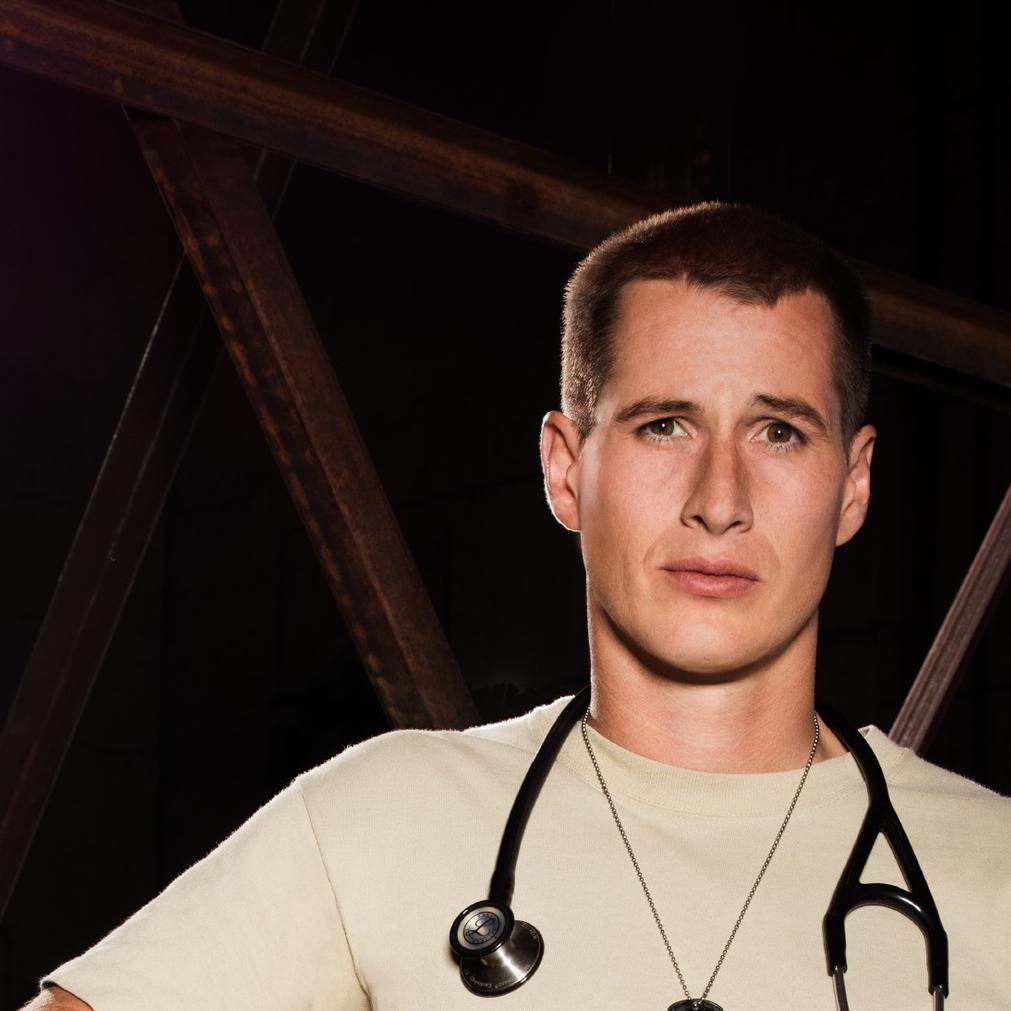 Drew Alister (Brendan Fehr).jpg Drew Alister (Brendan Fehr).jpg