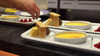 Schichtkuchen trifft Creme brulee