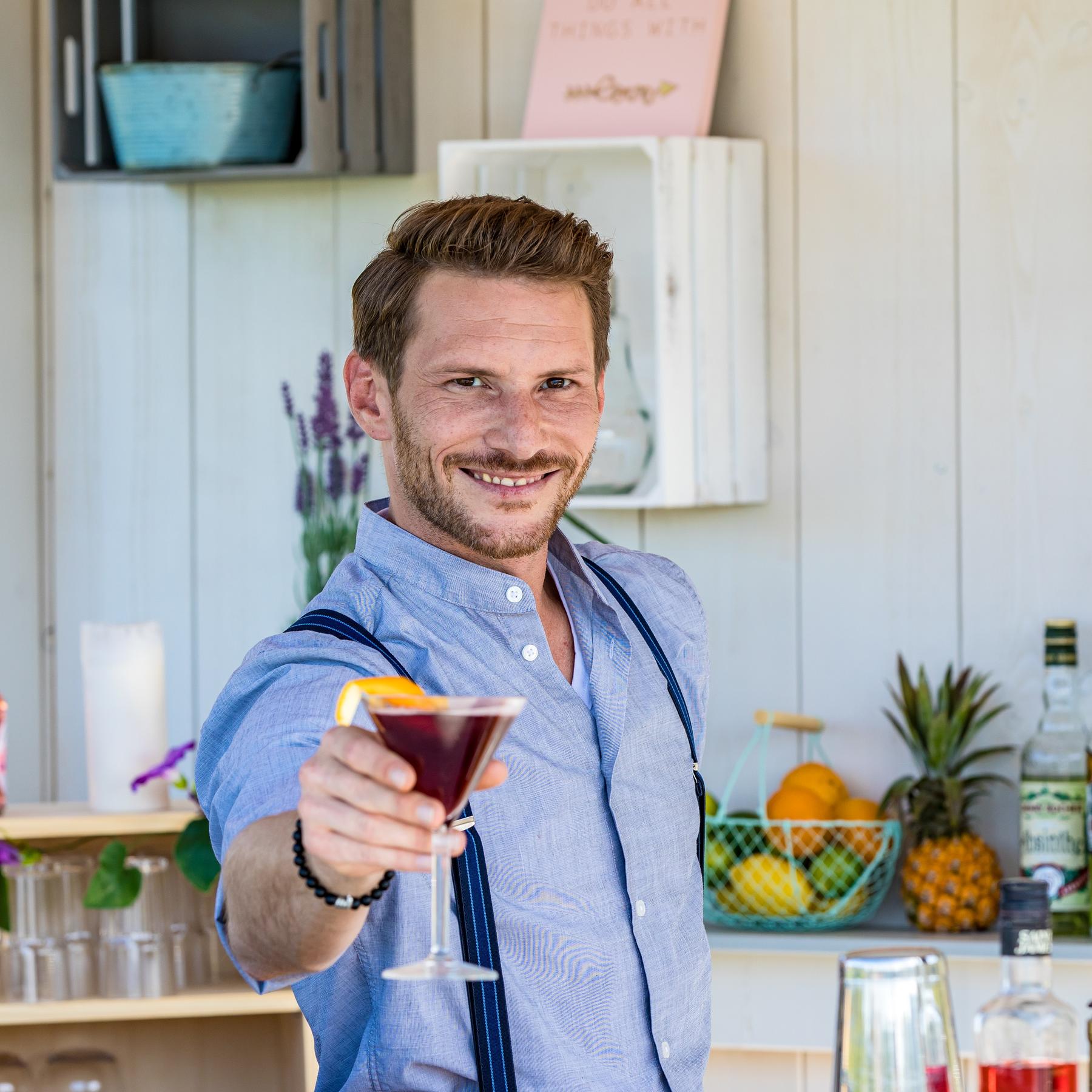 First Dates Hotel S1 20191011 5433.jpg First Dates Hotel S1 20191011 5433.jpg