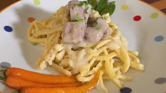 Eingemachtes Kalbsfleisch mit Spätzle 