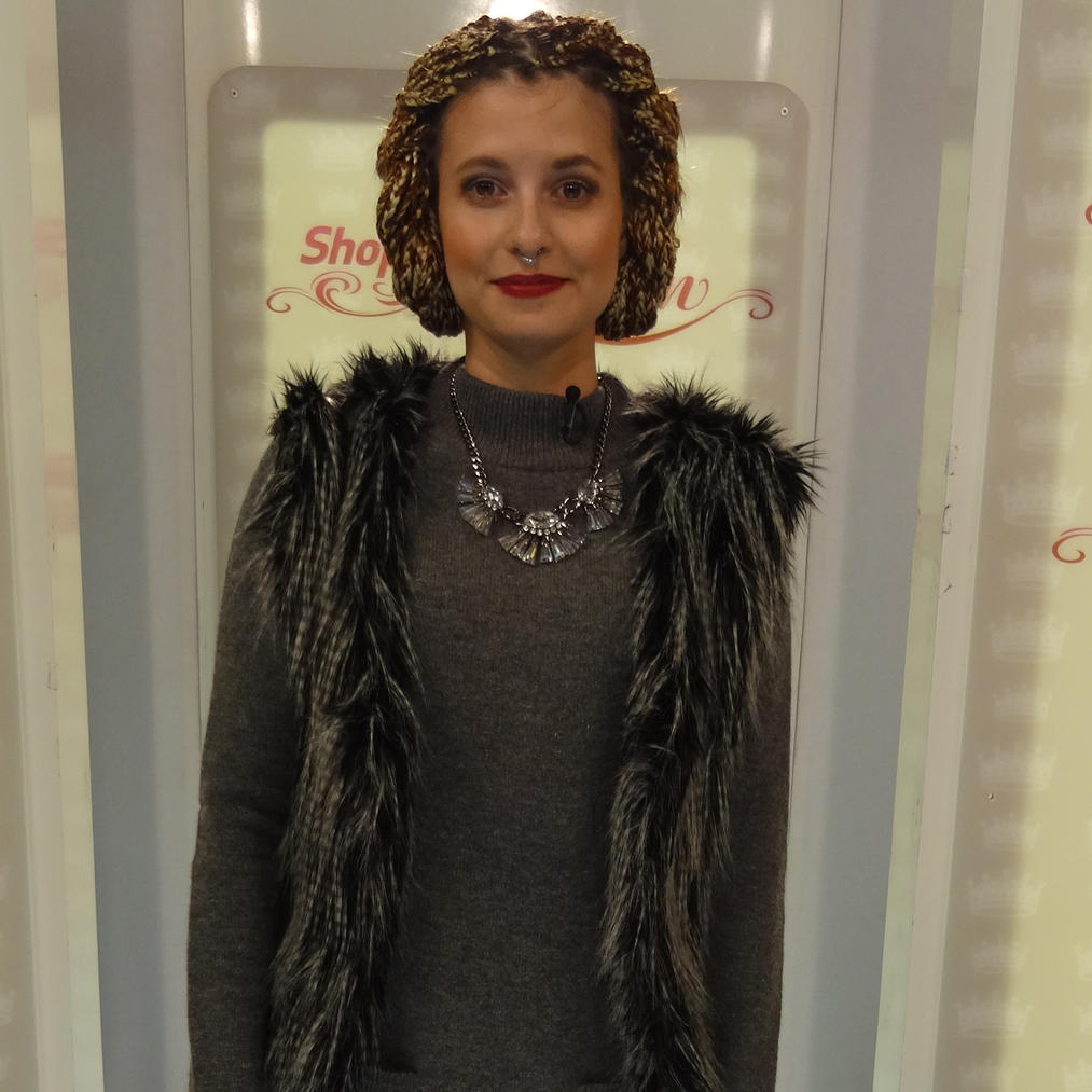 Shopping Queen Erfurt 2016 Catwalk Davina.jpg Shopping Queen Erfurt 2016 Catwalk Davina.jpg