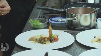 Miéral Perlhuhn mit Oliven