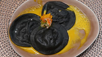 Ravioli mit Flusskrebs auf Ricotta 