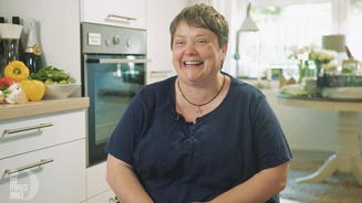 Melanie freut sich auf ihre Gäste