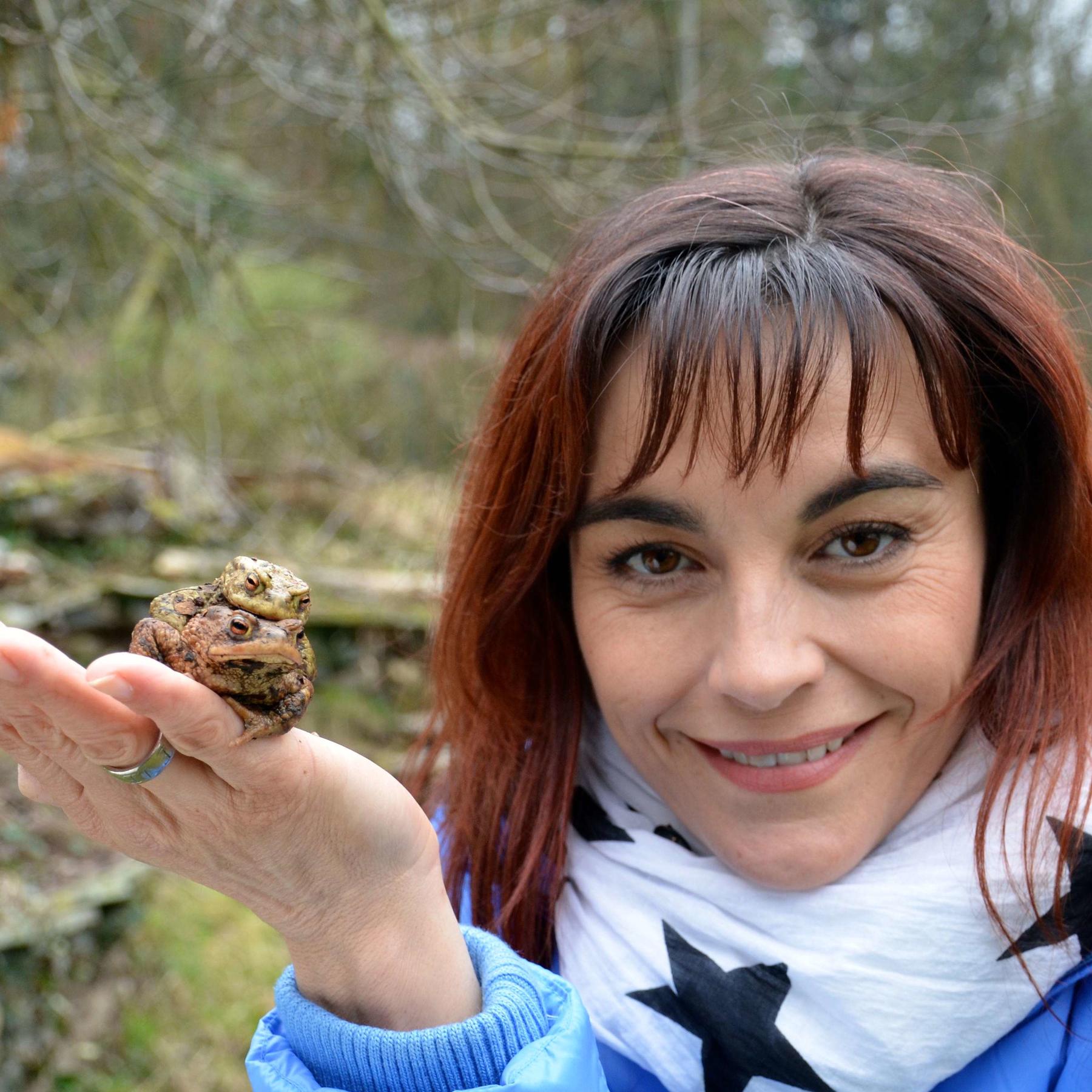 Tiergeschichten1 - Bild 1 - Diana hilft - Krtenwanderung Tiergeschichten1 - Bild 1 - Diana hilft - Krtenwanderung