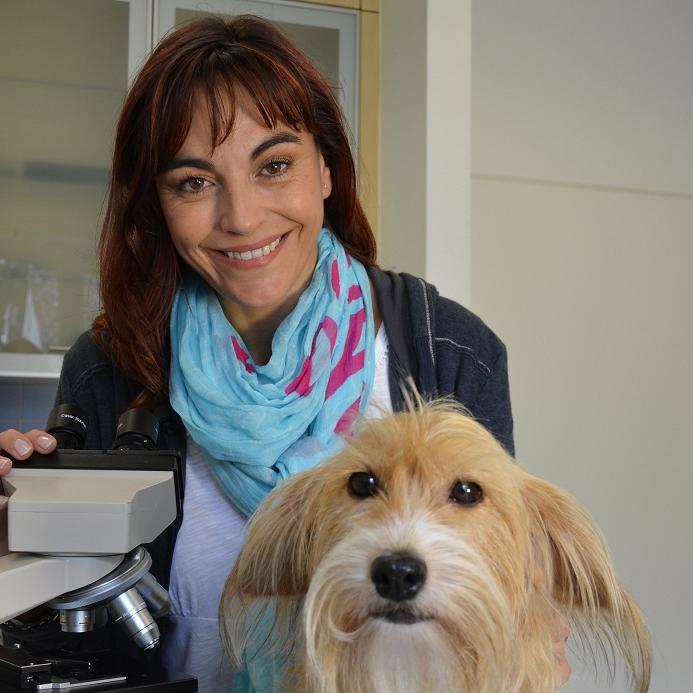 Tiergeschichten2 - VOX-DOCMA TV-SEBASTIAN TAUDTE - Diana klrt ber Parasiten beim Hund Tiergeschichten2 - VOX-DOCMA TV-SEBASTIAN TAUDTE - Diana klrt ber Parasiten beim Hund