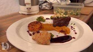 Rinderrücken mit Kräuter-Zwiebelbrösel