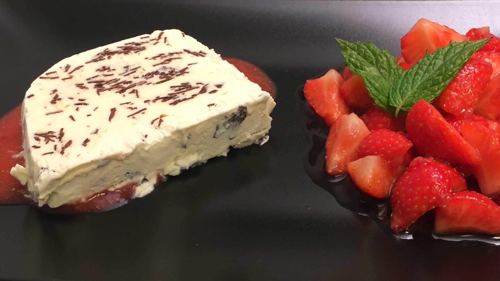 Meringen-Schokoladen-Parfait