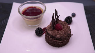 Crème Brûlée und Schokotörtchen