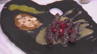  Schokopasta, Karamellsoße und -chip