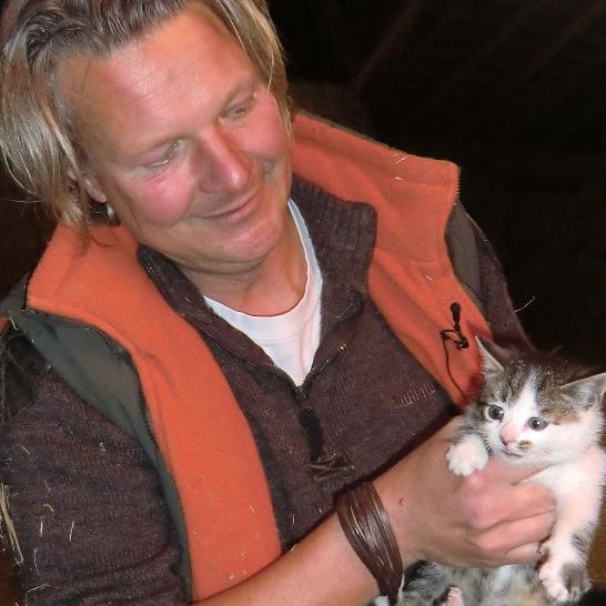 Vorschau2 - VOX-DOCMA TV - Frank Weber und Scheunenkatze
