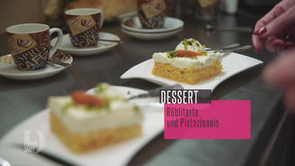 Rüblitorte und Pistaziencreme