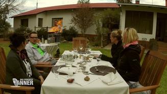 Ein Dinner bei Sonnenuntergang