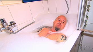 Detlef macht sich einen faulen Lenz