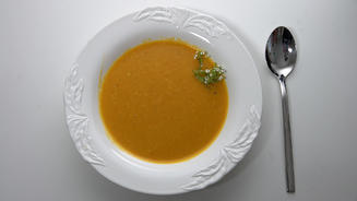 Kürbissuppe mit Garnelen