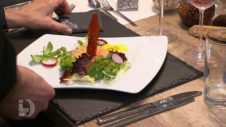 Paprikamousse mit Serranocrisp