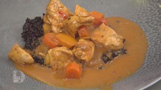  Massaman-Curry vom Bio-Hähnchen 