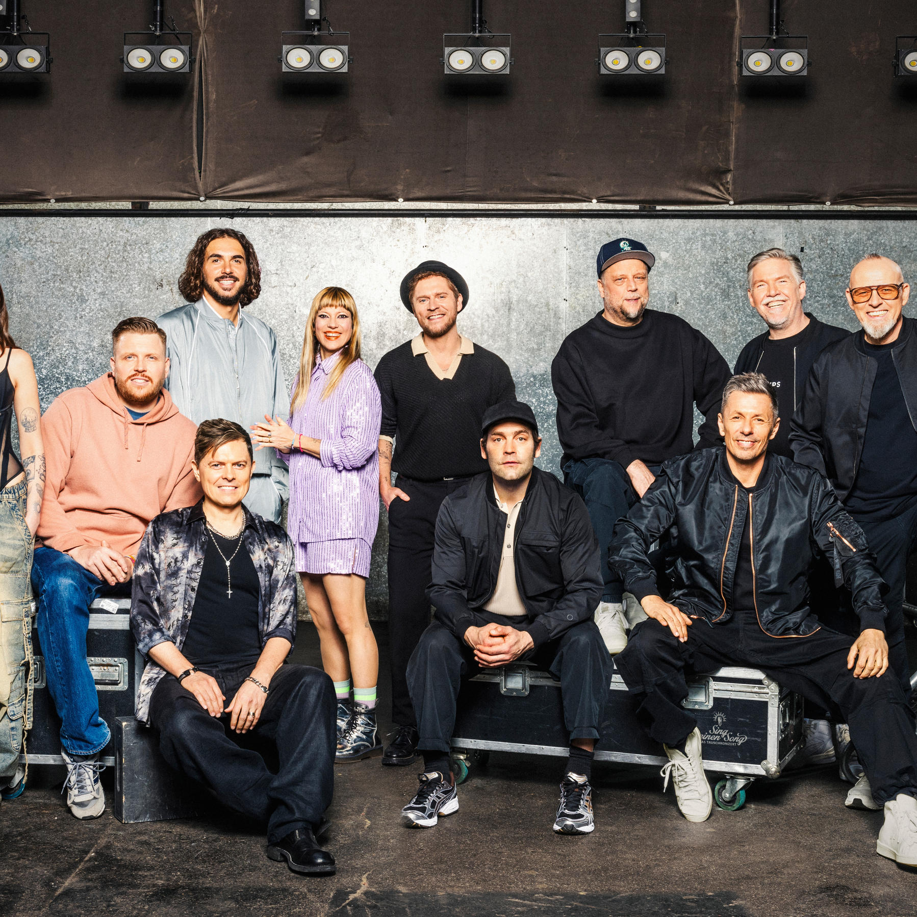 V.l.: Madeline Juni, FiNCH, Michael Patrick Kelly, ClockClock, Mieze Katz von MiA, Johannes Oerding, Bosse mit Special Guest: Die Fantastischen Vier V.l.: Madeline Juni, FiNCH, Michael Patrick Kelly, ClockClock, Mieze Katz von MiA, Johannes Oerding, Bosse mit Special Guest: Die Fantastischen Vier