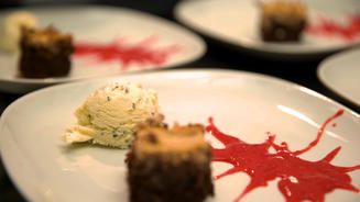 Brownie mit Cheesecake Topping