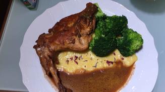 Freiland Kaninchen Ragout mit Oliven