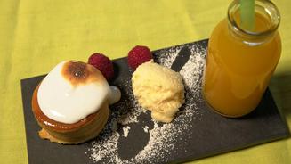 Baumkuchentörtchen mit Himbeerkern 