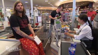 René muss schnell zum Supermarkt