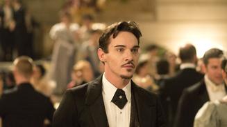 Jonathan Rhys Meyers spielt Dracula
