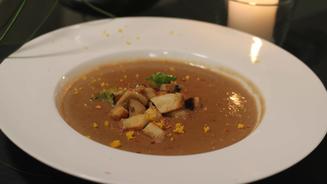 Maronensuppe mit Einlage